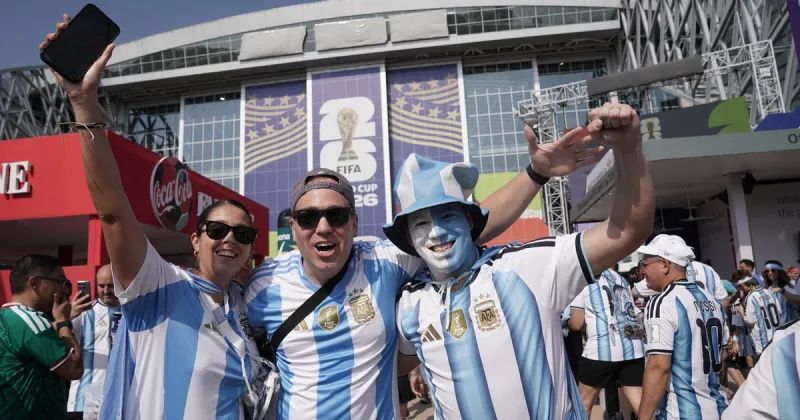 Dallas, una invasión albiceleste: los hinchas de la Selección buscan entradas y sueñan en el Mundial 2026