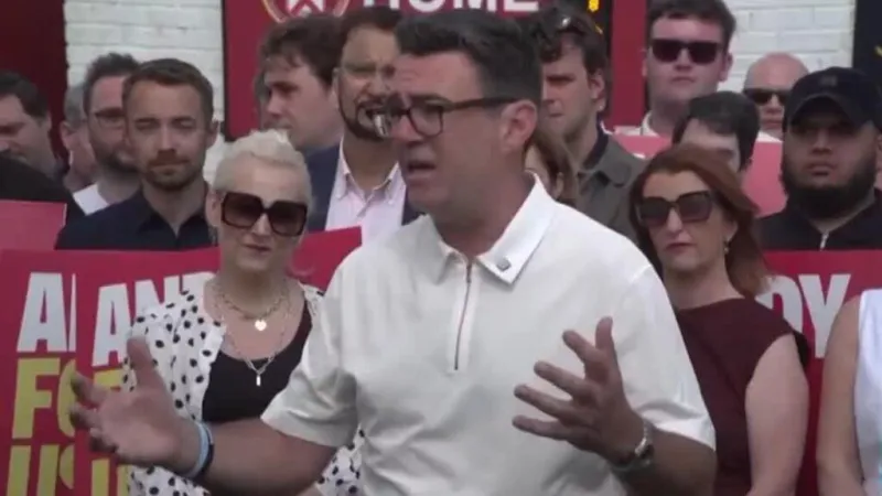 Reino Unido: quién es Andy Burnham, el principal candidato para suceder a Starmer