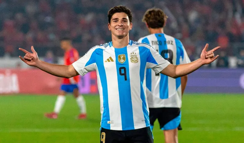 Julian Álvarez le pide al Atlético de Madrid que lo deje ir para cumplir su sueño: "No puedo seguir escondiéndome ni fingiendo"