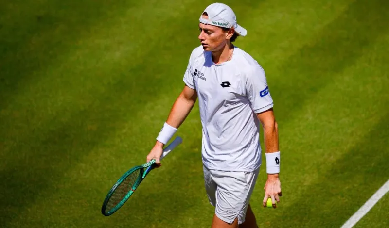 Ignacio Buse da el golpe en el ATP 250 de Mallorca: eliminó a Stefanos Tsitsipas y avanzó a octavos de final