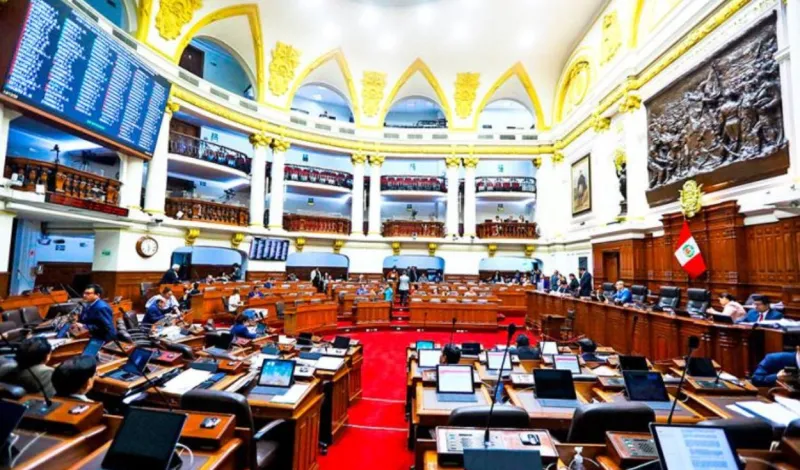 Congreso aprueba ley que incorpora delitos de lesa humanidad al Código Penal