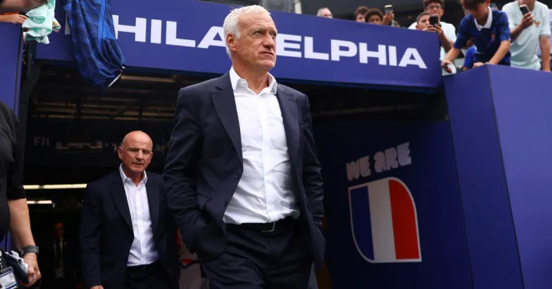Deschamps regresó a Europa y no dirigirá a Francia frente a Noruega por el Mundial 2026: el motivo de su ausencia