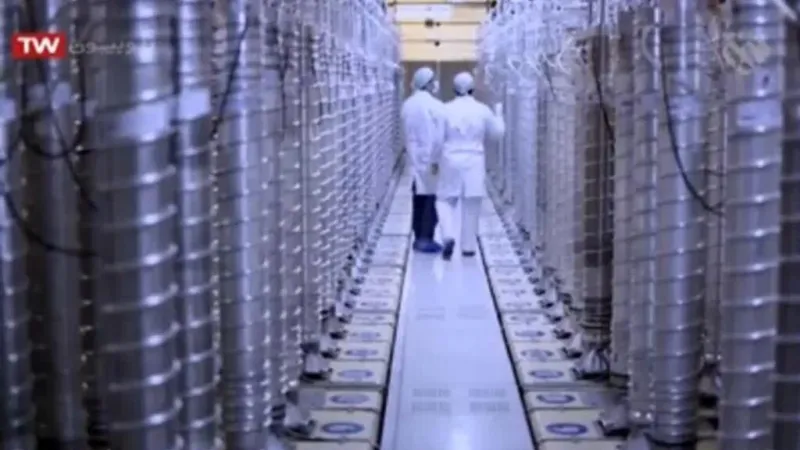 Trump asegura que Irán se someterá a inspecciones a su infraestructura nuclear; Teherán lo niega