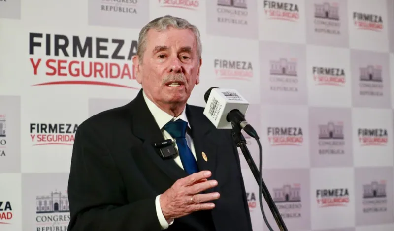 Congreso: alertan que Fernando Rospigliosi intentó impedir reconsideración contra ley de impunidad