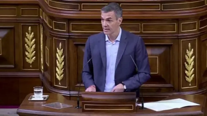 Sánchez comparece ante el Congreso de España en medio de las investigaciones a su entorno