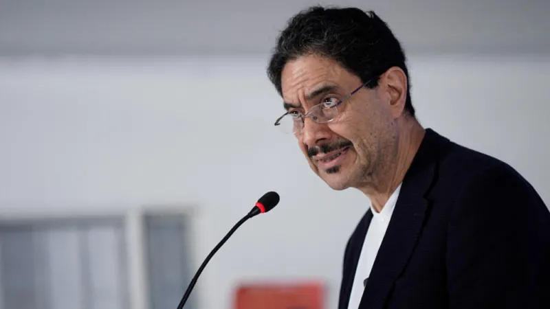 “He decidido aceptar el resultado”: el izquierdista Iván Cepeda reconoce derrota en presidenciales de Colombia