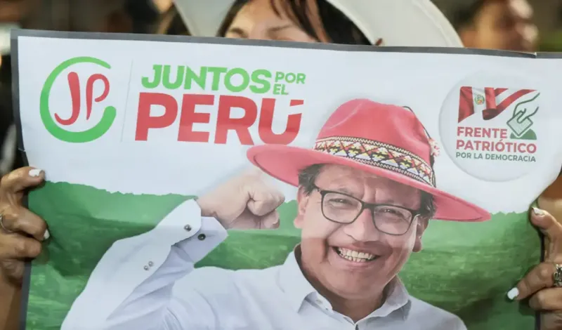 JNE ratifica multa por más de S/176.000 contra Juntos por el Perú por aportes de origen desconocido en 2021