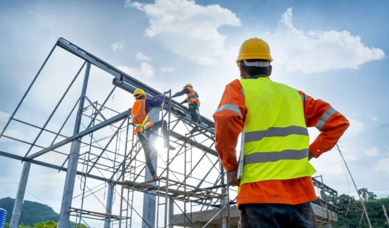 Construcción caería 5,9% en mayo, pero BCRP mejora proyección de crecimiento para 2026
