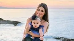 "Le contaré cómo la salvaste": la emotiva despedida a una mujer que murió protegiendo a su hija en los terremotos de Venezuela