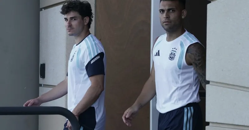 La posible formación de Argentina vs Jordania: con Messi al banco, Scaloni apuesta por el doble 9 de Julián Alvarez y Lautaro Martínez