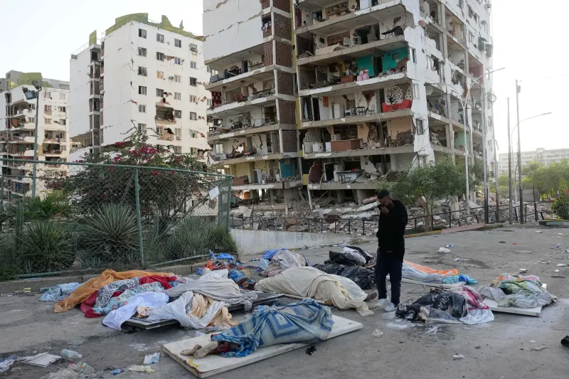 El terremoto de solidaridad y resistencia venezolana ante el caos del chavismo: "Donde falta gobierno, sobra el pueblo"