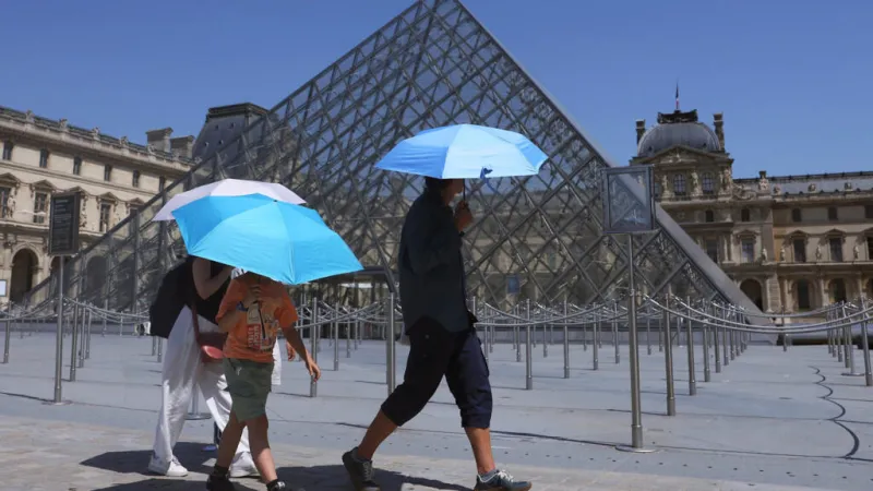 Asciende el número de muertes por la ola de calor extremo que azota a Europa