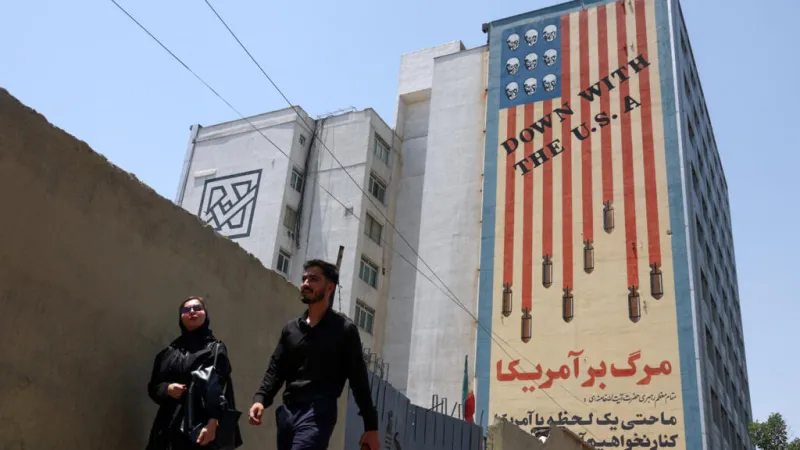 🔴 En directo: Irán niega diálogos con EE. UU., pero Trump anuncia una reunión para el martes en Doha