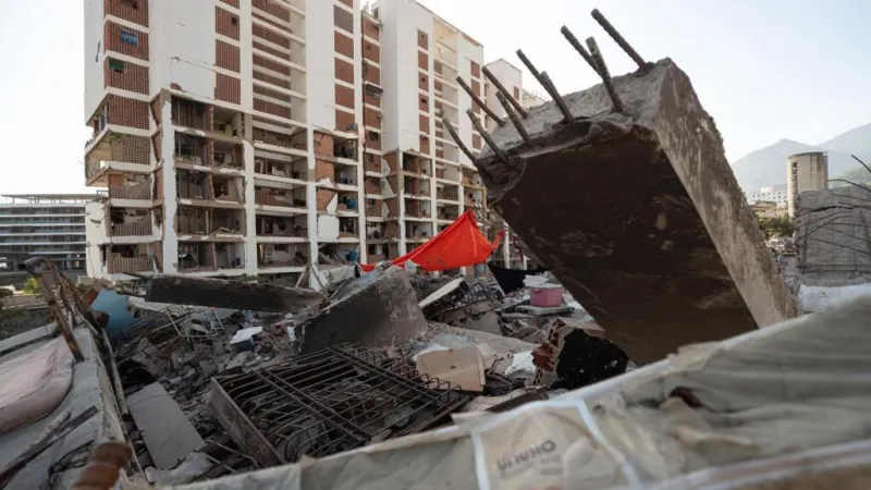 ¿Deficiencias de construcción?: piden auditar viviendas donadas por el chavismo desplomadas en el doble terremoto