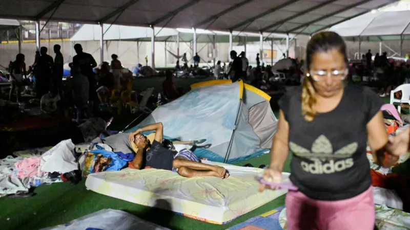 En directo | seis días de emergencia en Venezuela: el Gobierno reporta más de 30.000 funcionarios desplegados en La Guaira