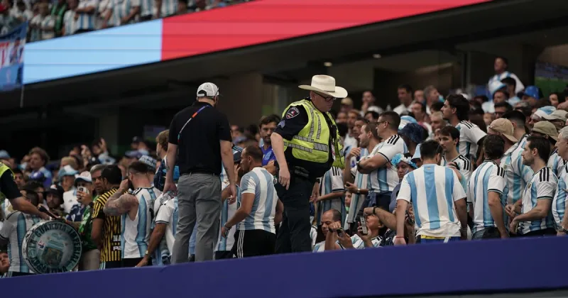 Eludieron controles de seguridad y generaron incidentes en el Mundial: no podrán ir a la cancha en Argentina por dos años