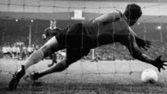 Cuándo se inventaron los penales como método para desempatar en el fútbol