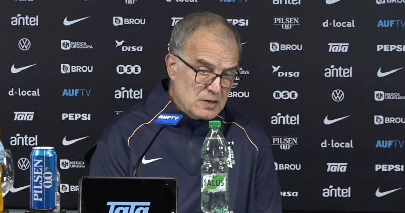 Marcelo Bielsa se despide de Uruguay tras el fracaso en el Mundial: habló del cambio de Muslera, su relación con Valverde y los jugadores