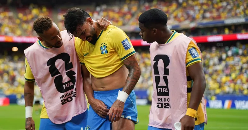 Sufre Brasil: Lucas Paquetá no llega al duelo contra Noruega y podría perderse lo que queda del Mundial por lesión