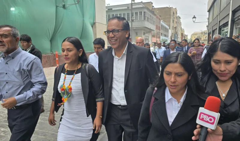 Roberto Sánchez se reúne con Balcázar por crédito suplementario de S/9 mil millones: Yenifer Paredes lo acompañó