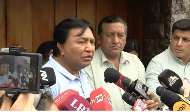 Secretario general del Sutep se reúne con Keiko Fujimori para exigir que se respete la ley de pensiones a maestros
