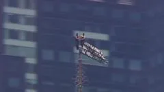 La pareja que fue detenida tras subir hasta lo más alto del Empire State Building para sellar su compromiso matrimonial