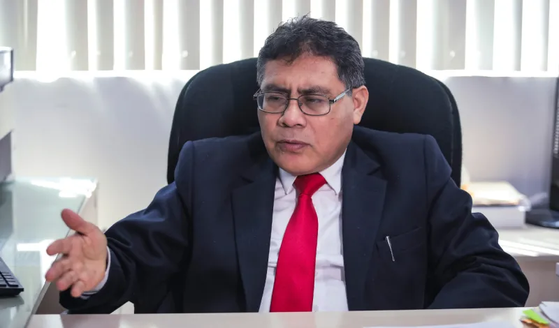 ANC suspende al fiscal Germán Juárez por seis meses
