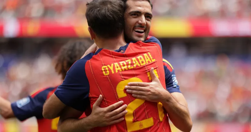 "España vuela hacia octavos": así vivió la prensa española la goleada de la Roja ante Austria