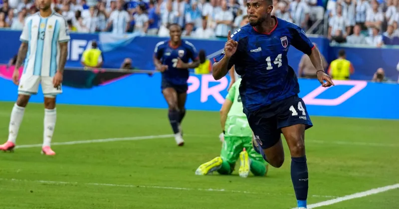 Quién es Deroy Duarte, el inesperado héroe de Cabo Verde que sorprendió a la Argentina