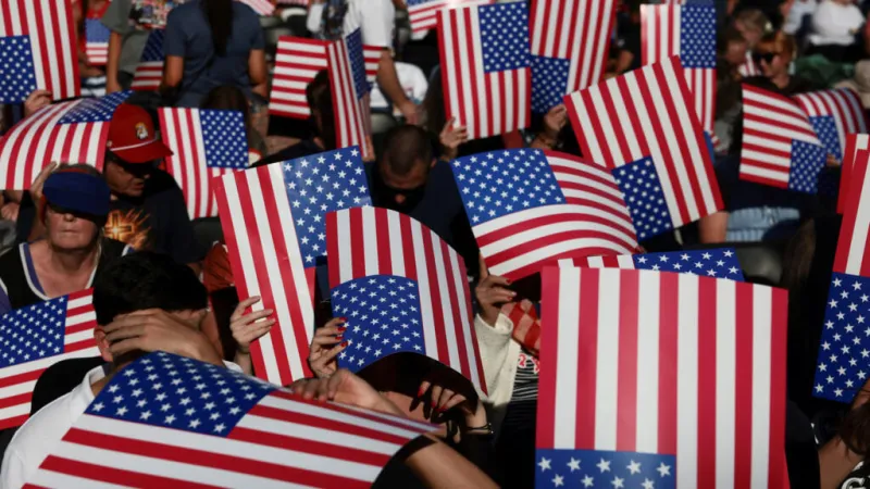 Estados Unidos celebra sus 250 años entre festejos masivos, calor extremo y polémica política