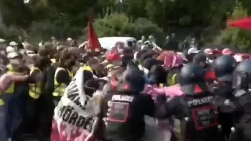 Alemania: miles de manifestantes protestan contra el partido ultraderechista AfD