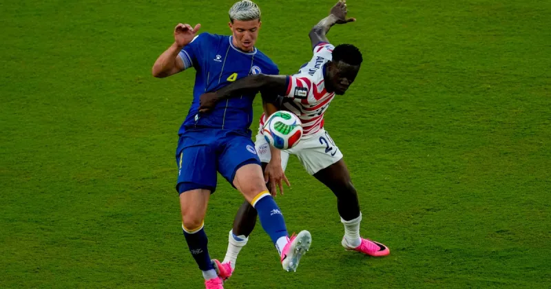 FIFA tomó una decisión polémica con Folarin Balogun: fue expulsado, recibió una fecha de suspensión, pero igual podrá jugar los octavos final del Mundial 2026