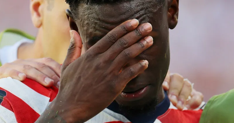Escándalo por el indulto a Balogun: la decisión que dejó a la FIFA en la mira y abrió el juego de las sospechas en el Mundial 2026