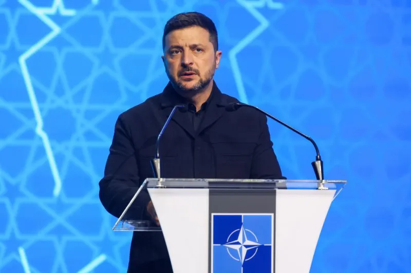 Zelenski pide ayuda aérea a la OTAN contra los misiles balísticos rusos y defiende que la incorporación de Ucrania a la Alianza aportaría "una capacidad defensiva extraordinaria"