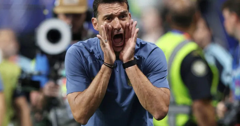 Lionel Scaloni, tras la agónica victoria de Argentina: "Qué grupo de jugadores hermano, me tengo que ir, estoy muy emocionado"
