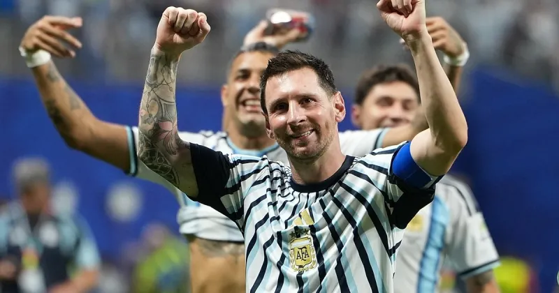 Una gloria de Brasil llenó de elogios a Messi y Argentina, y le pegó a los suyos: "Qué voluntad de vencer..."