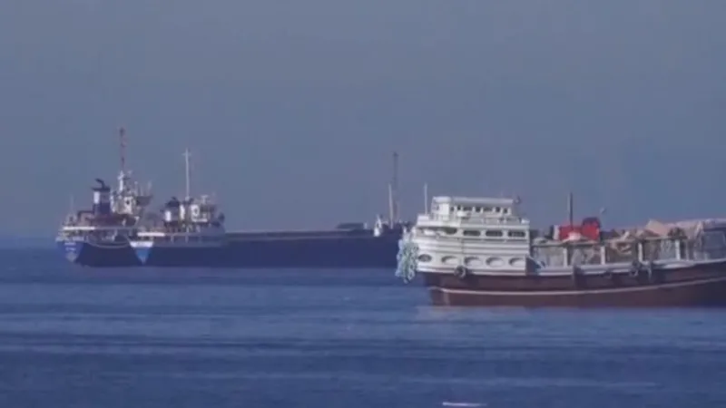 Estados Unidos lanza ataques contra Irán tras ofensiva en el estrecho de Ormuz