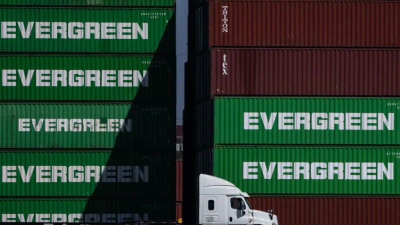 Déficit comercial en Estados Unidos sube en mayo por auge de la IA y guerra en Irán