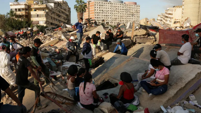 Terremotos en Venezuela: los voluntarios encabezan la ardua búsqueda bajo los escombros