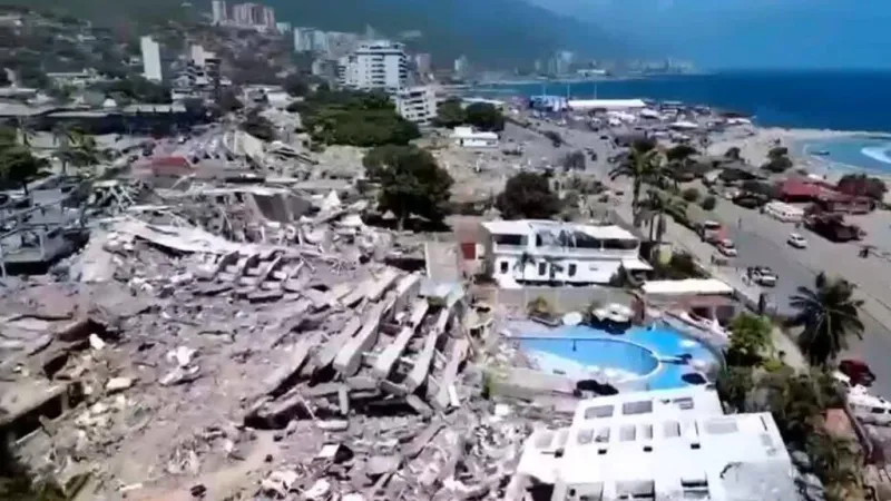 Ingenieros inspeccionan viviendas en Venezuela para evaluar su nivel de habitabilidad