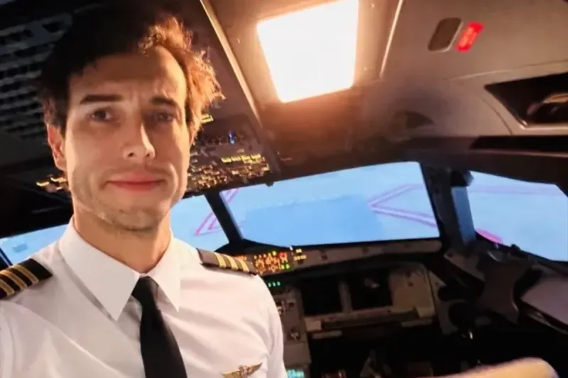 Un instructor salta al vacío en pleno vuelo en Argentina y deja el avión en manos de su alumna: "Vos sabés lo que tenés que hacer"