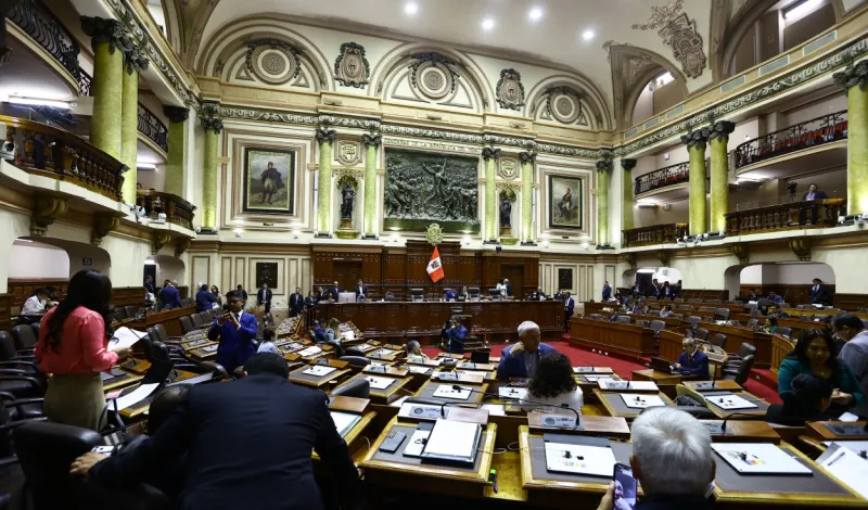 Congreso debate crédito suplementario de S/9.596 millones mientras busca destrabar las gratificaciones CAS
