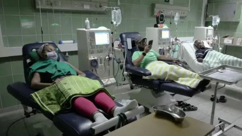La crisis económica en Cuba y el bloqueo estadounidense agravan la atención a pacientes con cáncer