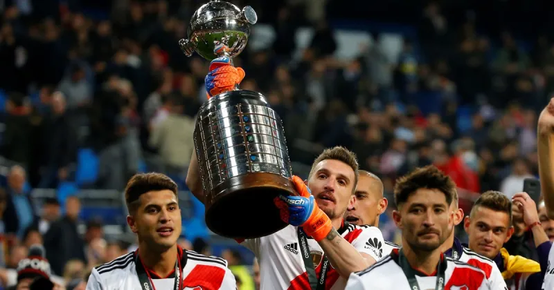 El adiós de Franco Armani: de atajar pelotas en una pileta a convertirse en leyenda de River