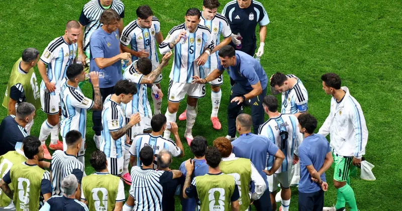 Walter Samuel reveló la arenga de Scaloni en la pausa de hidratación que inició la remontada de Argentina ante Egipto: "Fue increíble"