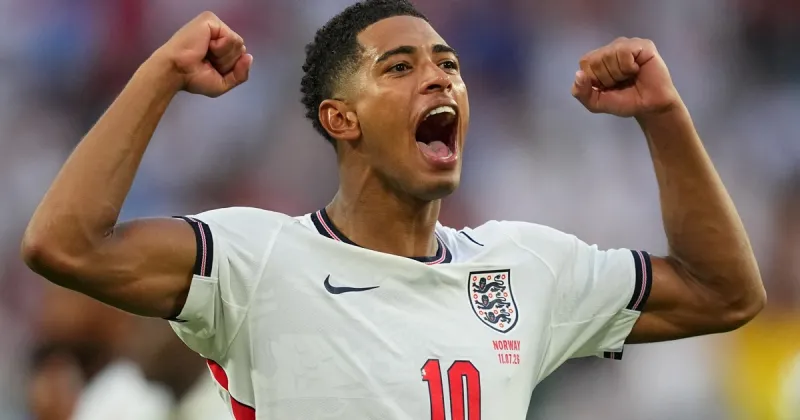 Jude Bellingham, el héroe de Inglaterra: el chico que juega como un veterano y se mete en la historia grande de los Mundiales