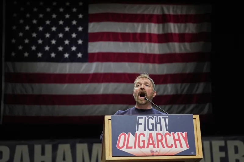 Populismo vs populistas: Estados Unidos ante la batalla de los extremos