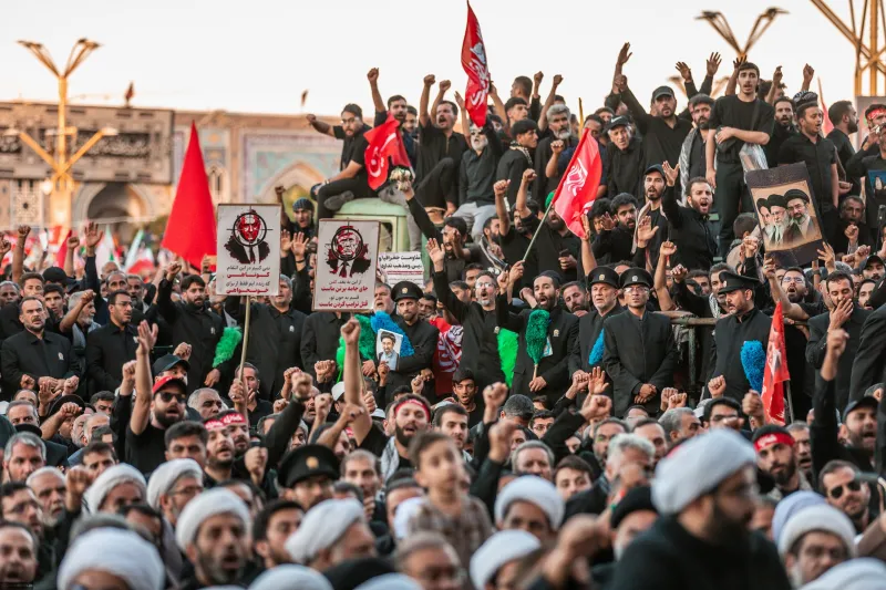 Del velo a la bandera: el régimen iraní apela al patriotismo para ganar a una juventud escéptica