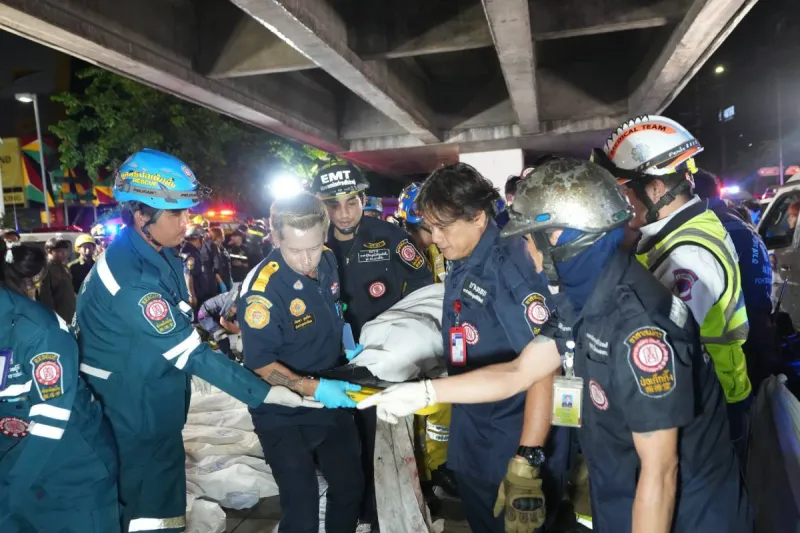 Un incendio en un pub de Bangkok deja al menos 27 muertos y varios heridos