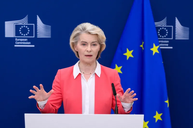 El grupo de expertos de Von der Leyen propone restringir las redes sociales para los menores de 13 años
